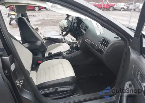 2015 Volkswagen Jetta 1.8T Sport из США, поврежденный, VIN 3VWD17AJ2FM402362